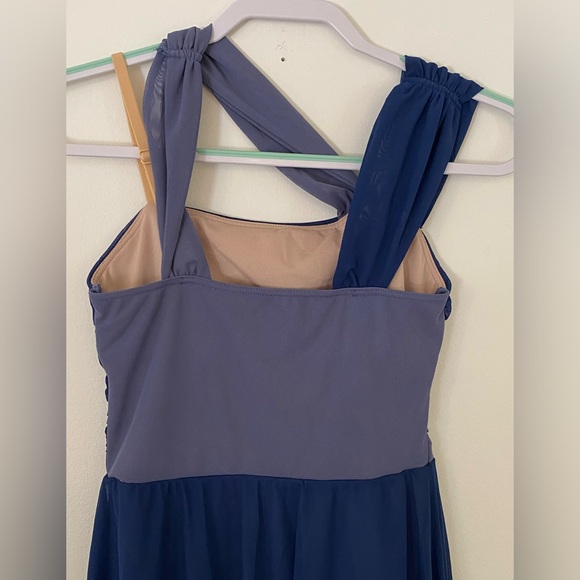 Adult small dance costume in blue - Picture 2 of 8